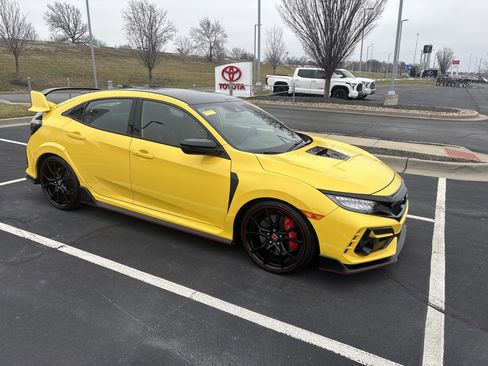 Used 2021 Honda Civic Type R Limited image 21