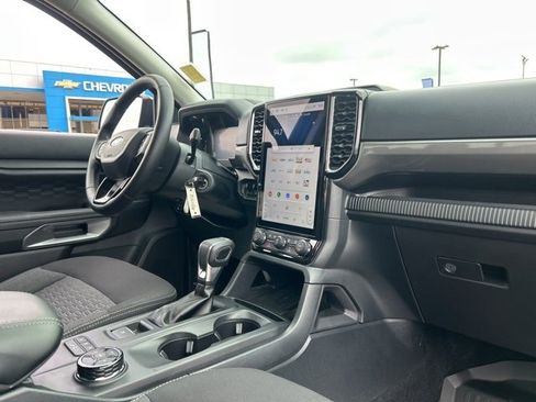 Used 2025 Ford Ranger XLT image 34