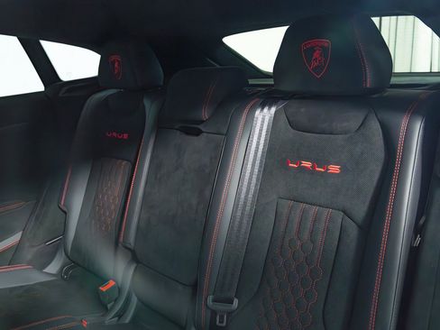 Used 2024 Lamborghini Urus Performante image 26