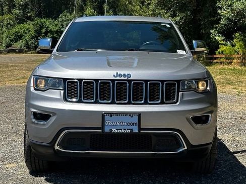 Used 2018 Jeep Grand Cherokee Limited AWD/4WD image 3