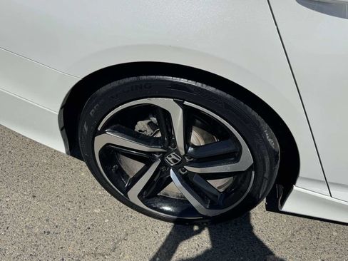 Used 2018 Honda Accord Sport image 37