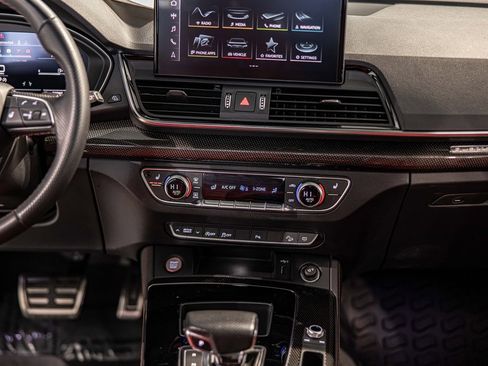 Used 2023 Audi SQ5 Premium Plus w/ Premium Plus Package image 40