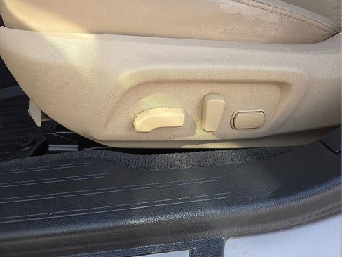 Used 2019 Subaru Outback 2.5i Limited image 14