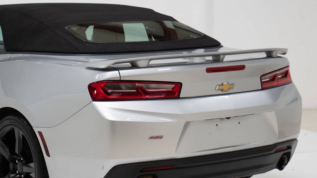 Used 2017 Chevrolet Camaro SS RWD image 14