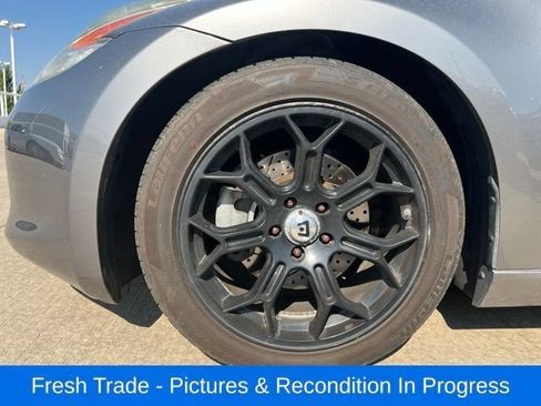 Used 2009 Nissan 370Z Touring RWD image 10