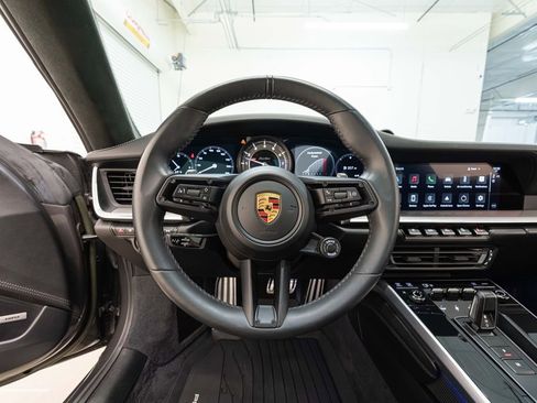 Used 2022 Porsche 911 Turbo image 35