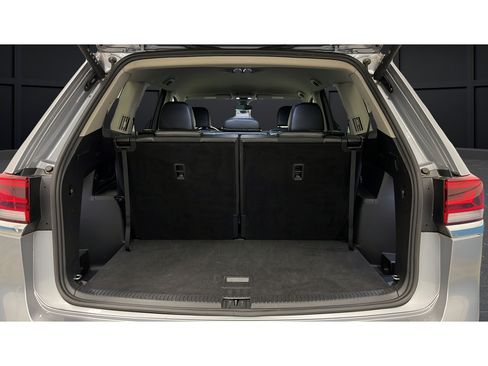 Used 2024 Volkswagen Atlas SE AWD/4WD image 27