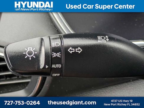 Certified 2021 Hyundai Santa Fe SEL w/ Convenience Package image 35