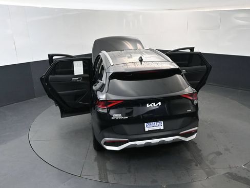 Certified 2024 Kia Sportage EX AWD/4WD image 18