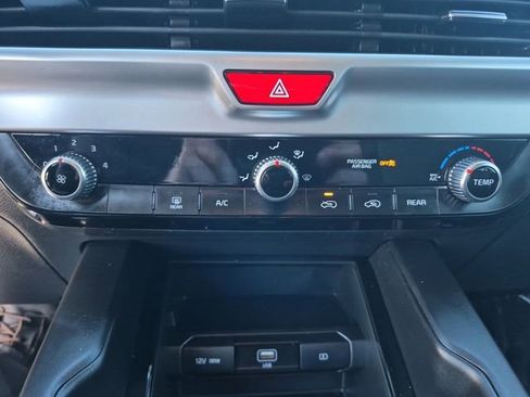 Used 2021 Kia Telluride LX image 22