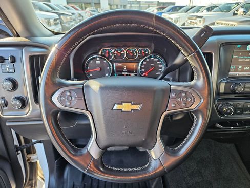 Used 2018 Chevrolet Silverado 1500 LT w/ Trailering Package AWD/4WD image 17