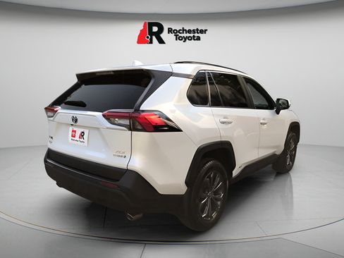 Certified 2023 Toyota RAV4 XLE Premium AWD/4WD image 7