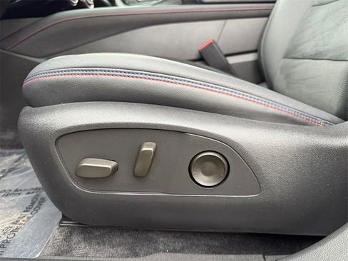 Used 2024 Chevrolet Blazer EV RS image 10