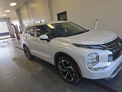 Used 2022 Mitsubishi Outlander SE