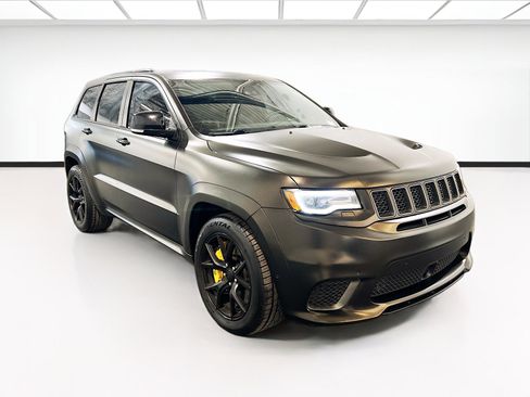 Used 2018 Jeep Grand Cherokee Trackhawk image 3