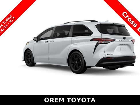 New 2026 Toyota Sienna XLE Woodland Edition AWD/4WD image 6