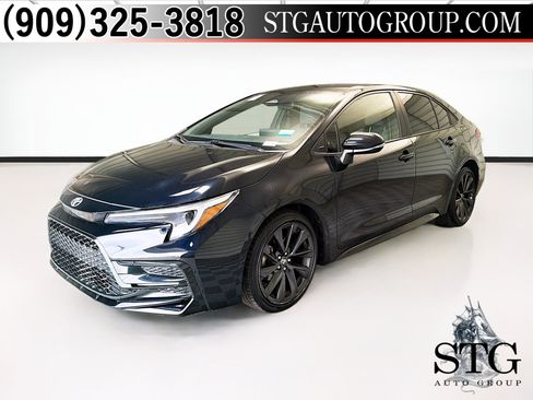 Used 2023 Toyota Corolla SE FWD image 1