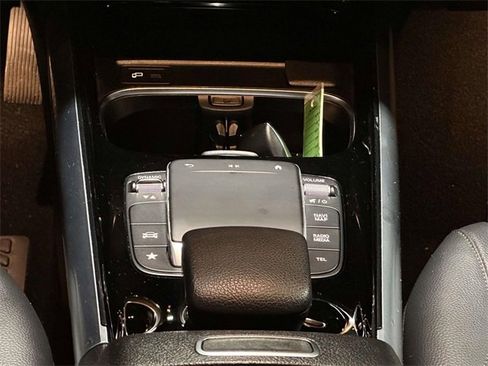 Used 2021 Mercedes-Benz GLA 250 4MATIC image 19