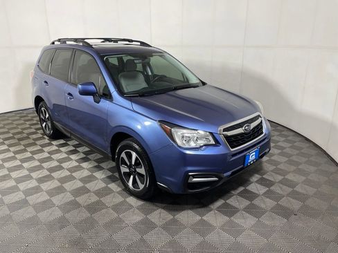 Used 2018 Subaru Forester 2.5i Premium w/ All-Weather Package AWD/4WD image 1