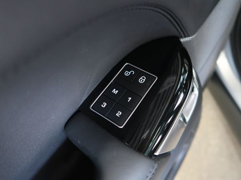 Used 2019 Land Rover Range Rover Sport HSE AWD/4WD image 24