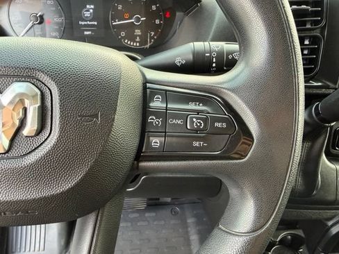 Used 2025 RAM ProMaster 3500 w/ Convenience Group FWD image 17