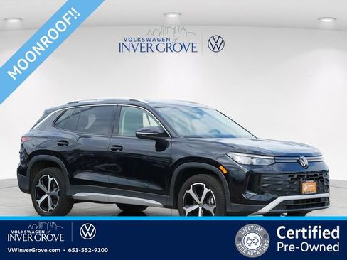 Certified 2026 Volkswagen Tiguan SE AWD/4WD image 1