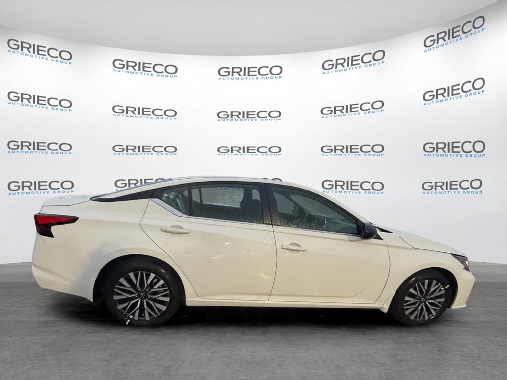 New 2026 Nissan Altima 2.5 SV FWD image 8