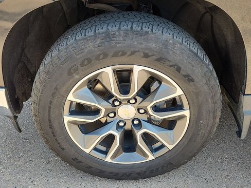 Used 2024 Chevrolet Silverado 1500 LT w/ Texas Edition Plus AWD/4WD image 7