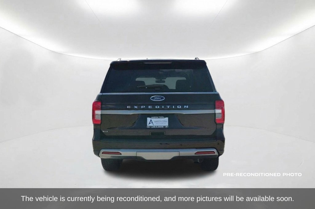 Used 2024 Ford Expedition XLT RWD image 7