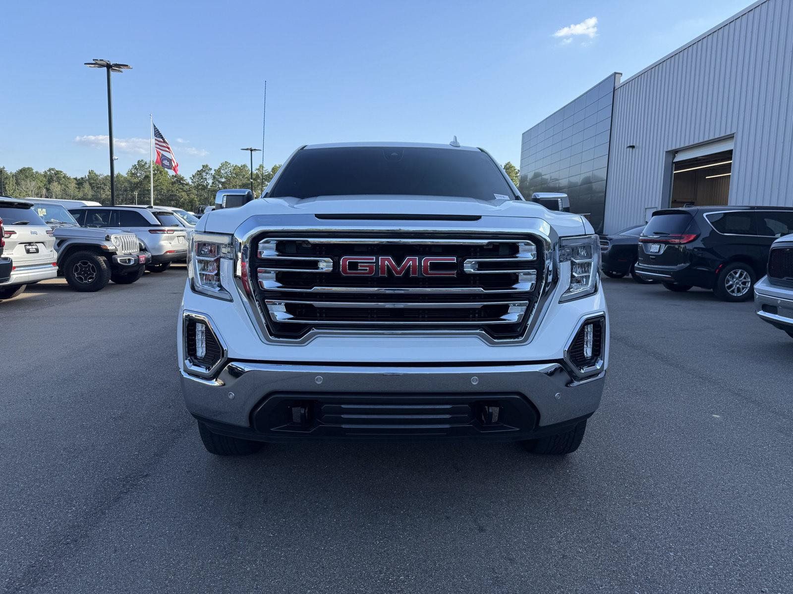 Used 2020 GMC Sierra 1500 SLT w/ SLT Premium Plus Package AWD/4WD image 2