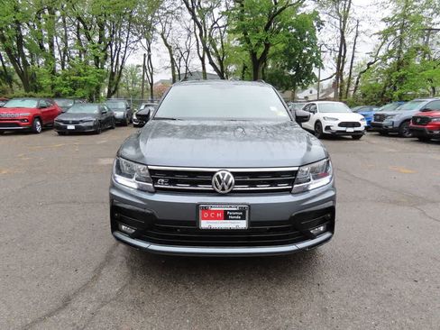 Used 2021 Volkswagen Tiguan SE R-Line AWD/4WD image 6