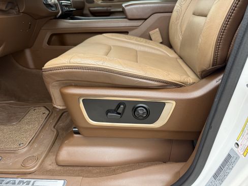 Used 2020 RAM 1500 Limited AWD/4WD image 29