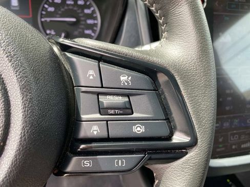 Certified 2025 Subaru Forester Premium AWD/4WD image 17