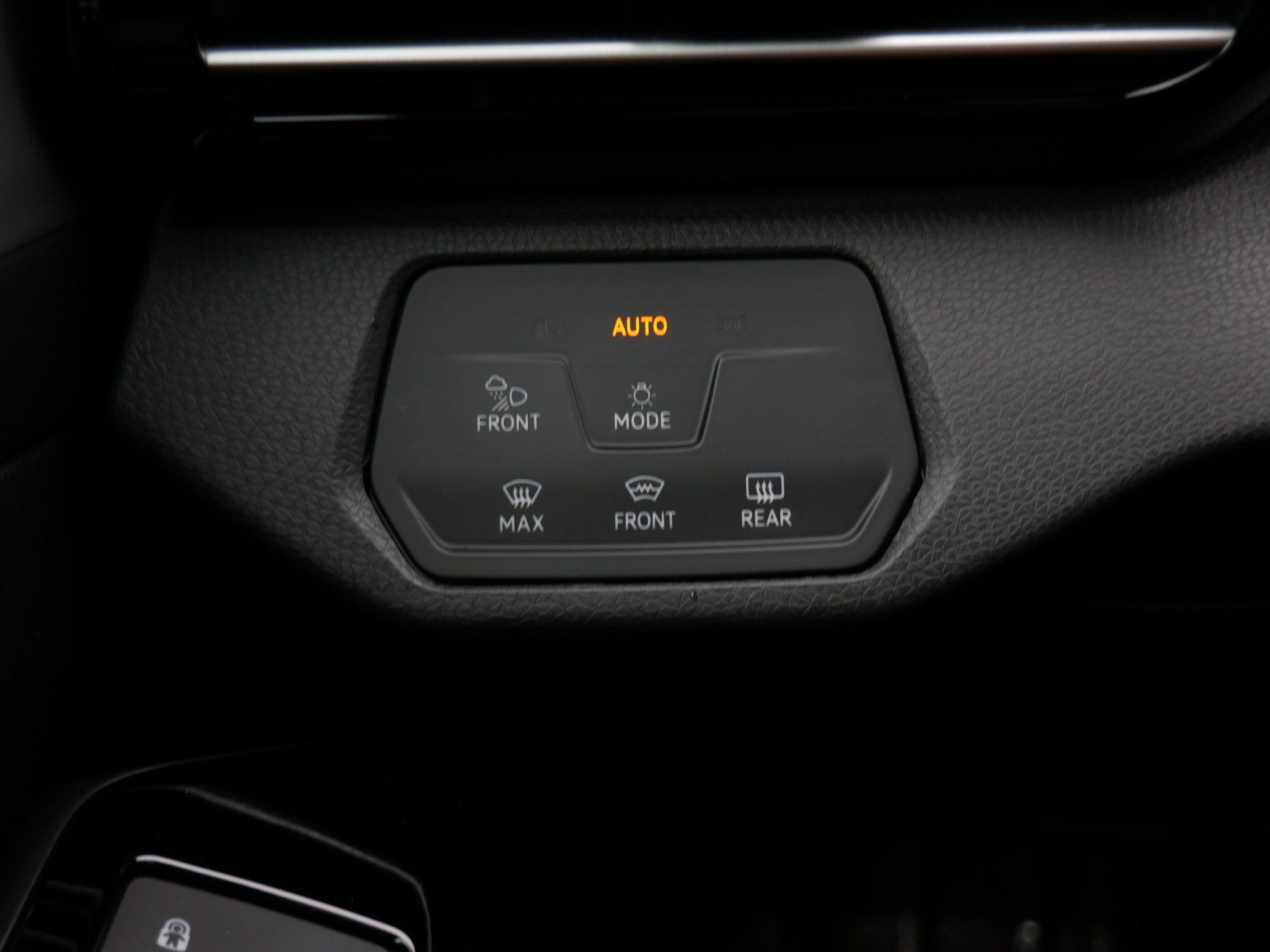 Certified 2023 Volkswagen ID.4 Pro S AWD/4WD image 27