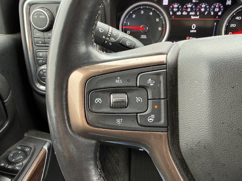 Used 2020 Chevrolet Silverado 3500 High Country w/ Technology Package AWD/4WD image 15