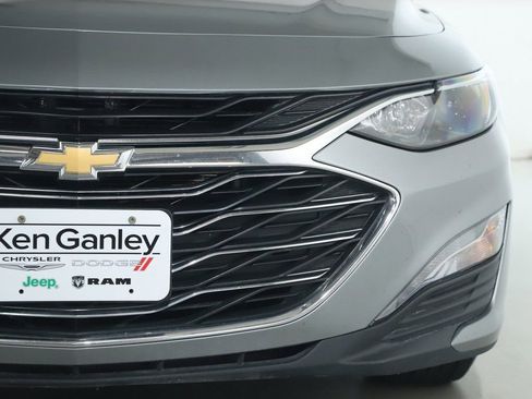 Used 2024 Chevrolet Malibu LT FWD image 7