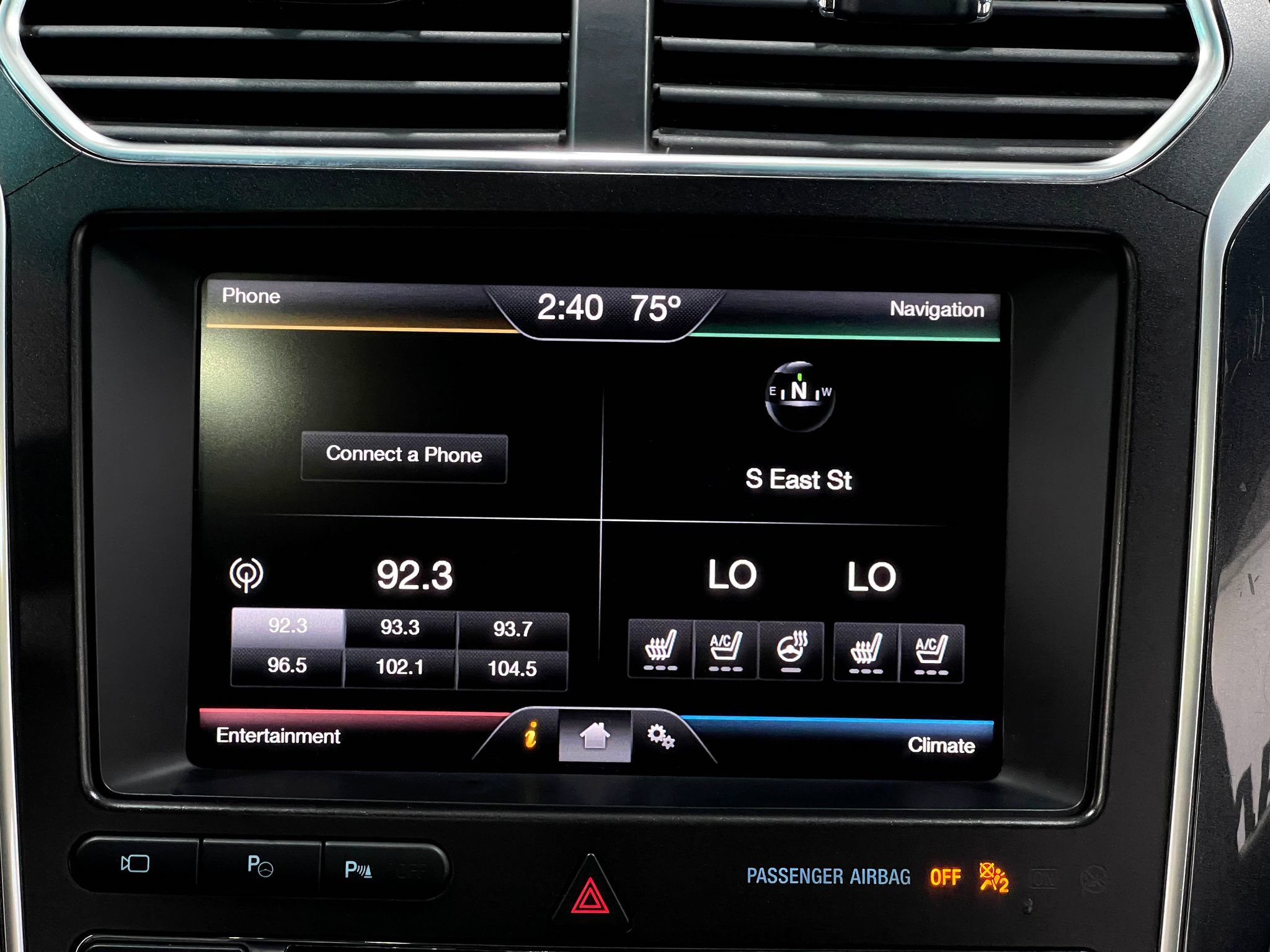 Used 2016 Ford Explorer Limited w/ Equipment Group 301A AWD/4WD image 24