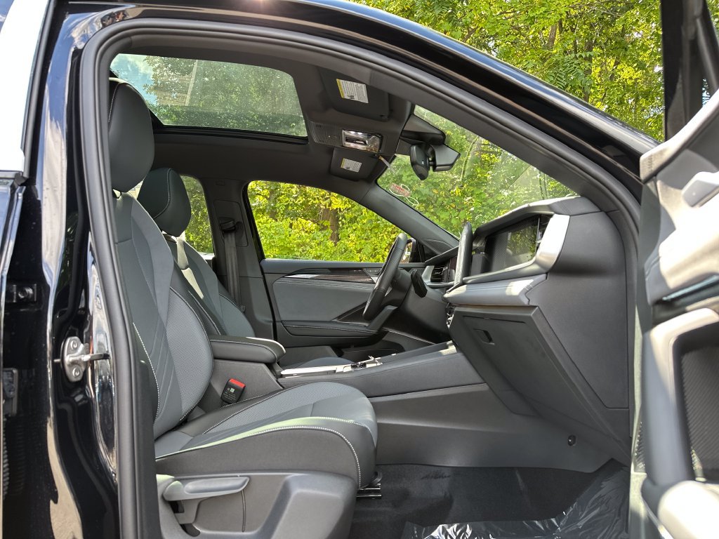 New 2026 Volkswagen Tiguan SE R-Line AWD/4WD image 20