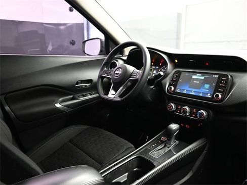 Used 2023 Nissan Kicks SV image 18