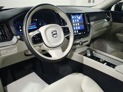 Used 2024 Volvo XC60 T8 Plus w/ Climate Package image 5