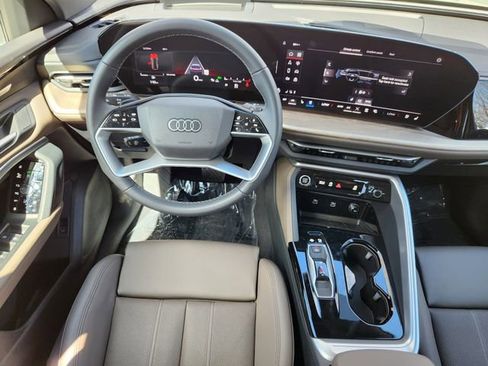 New 2025 Audi Q5 Premium Plus image 25