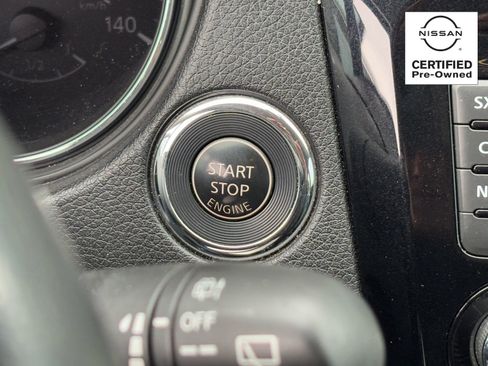 Used 2016 Nissan Rogue SL w/ SL Premium Package image 28