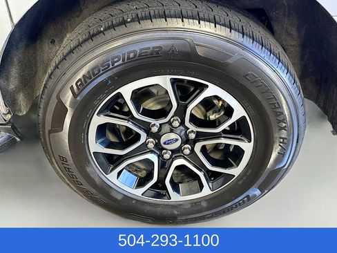 Used 2024 Ford Expedition Max XLT image 32