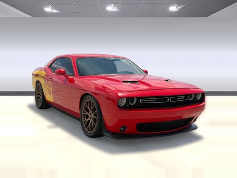 Used 2015 Dodge Challenger R/T Scat Pack RWD image 7
