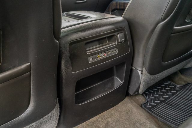 Used 2015 GMC Sierra 3500 Denali w/ Duramax Plus Package AWD/4WD image 38