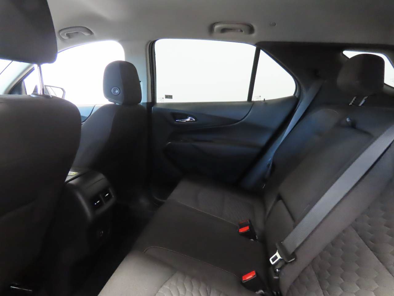 Used 2021 Chevrolet Equinox LT FWD image 17