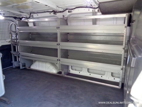 Used 2019 Ford Transit 250 130 Low Roof RWD image 27