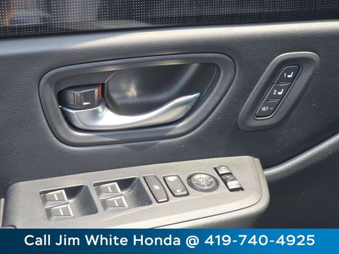 Certified 2025 Honda Pilot Elite image 30