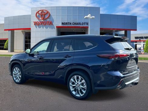 New 2026 Toyota Highlander Limited AWD/4WD image 5