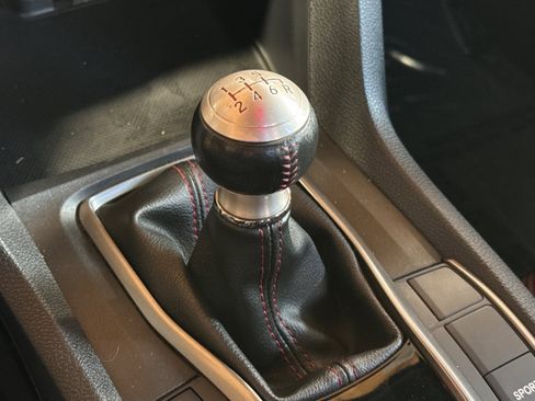 Used 2020 Honda Civic Si image 16